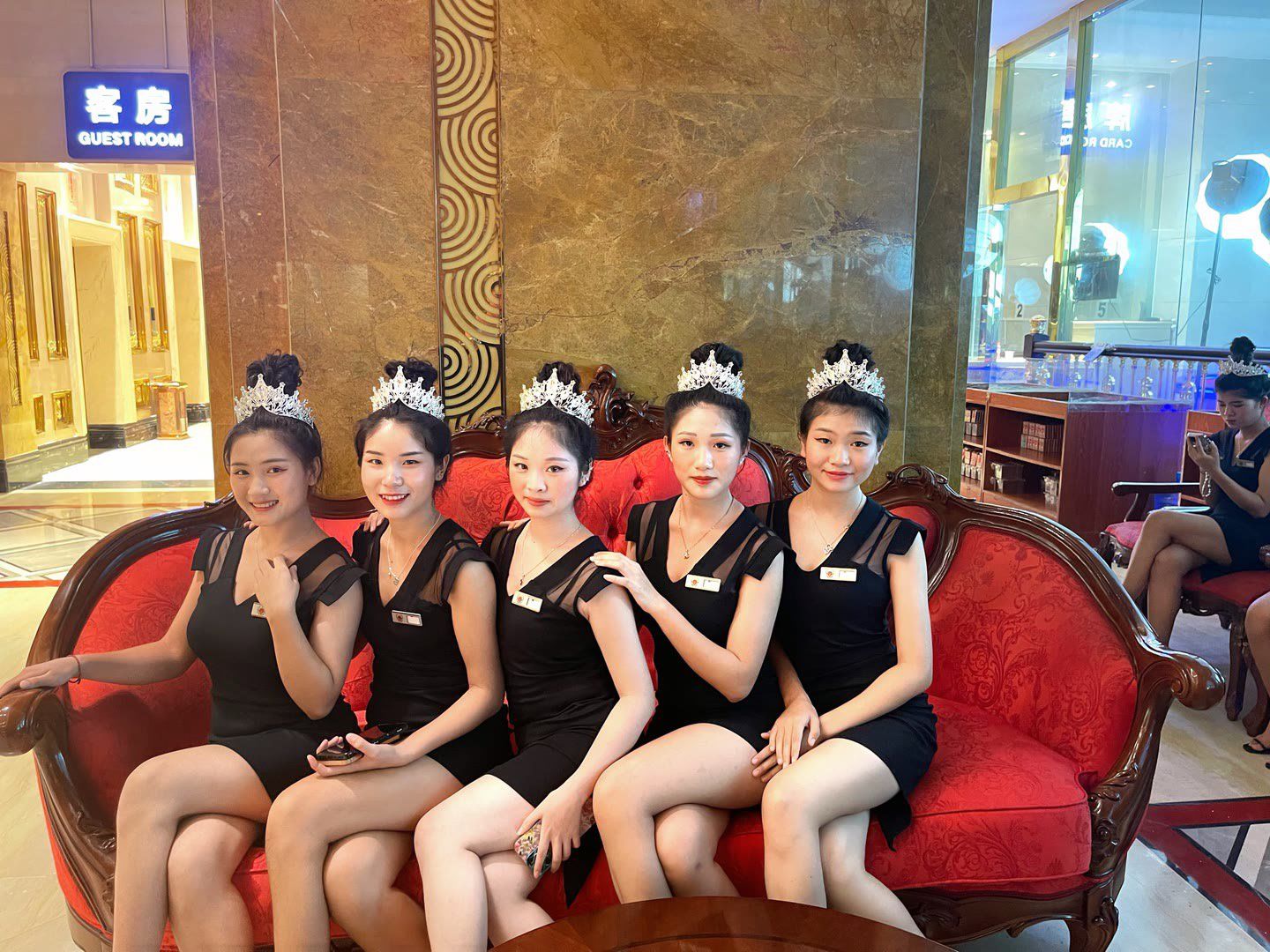 腾龙娱乐水疗中心
